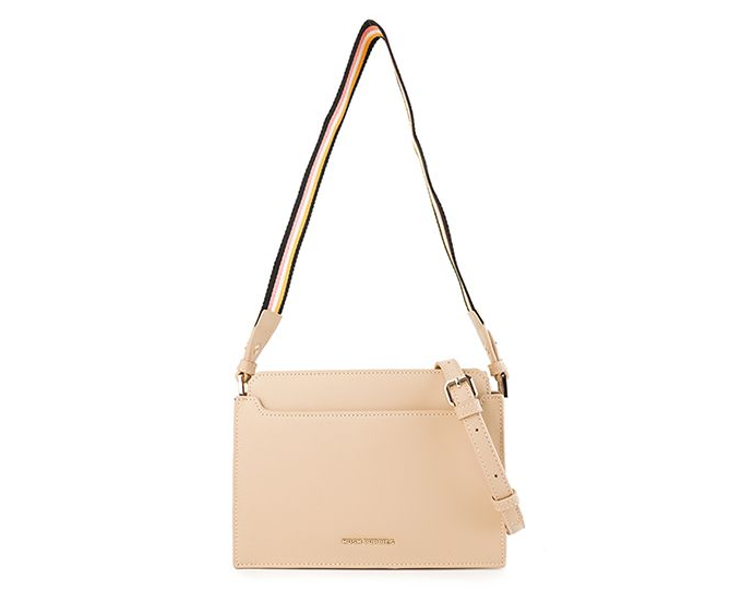 Sling bag, tas kecil untuk tampilan fashionable