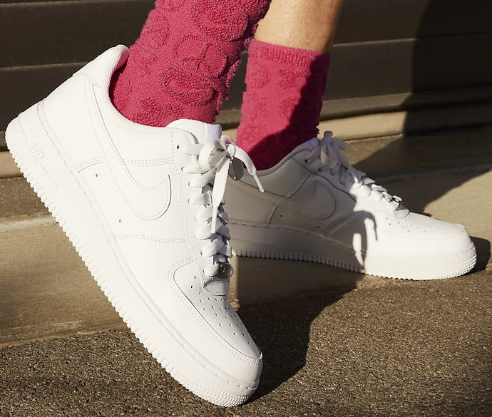 Air Force 1, lebih fashionable dengan ciri khas Nike
