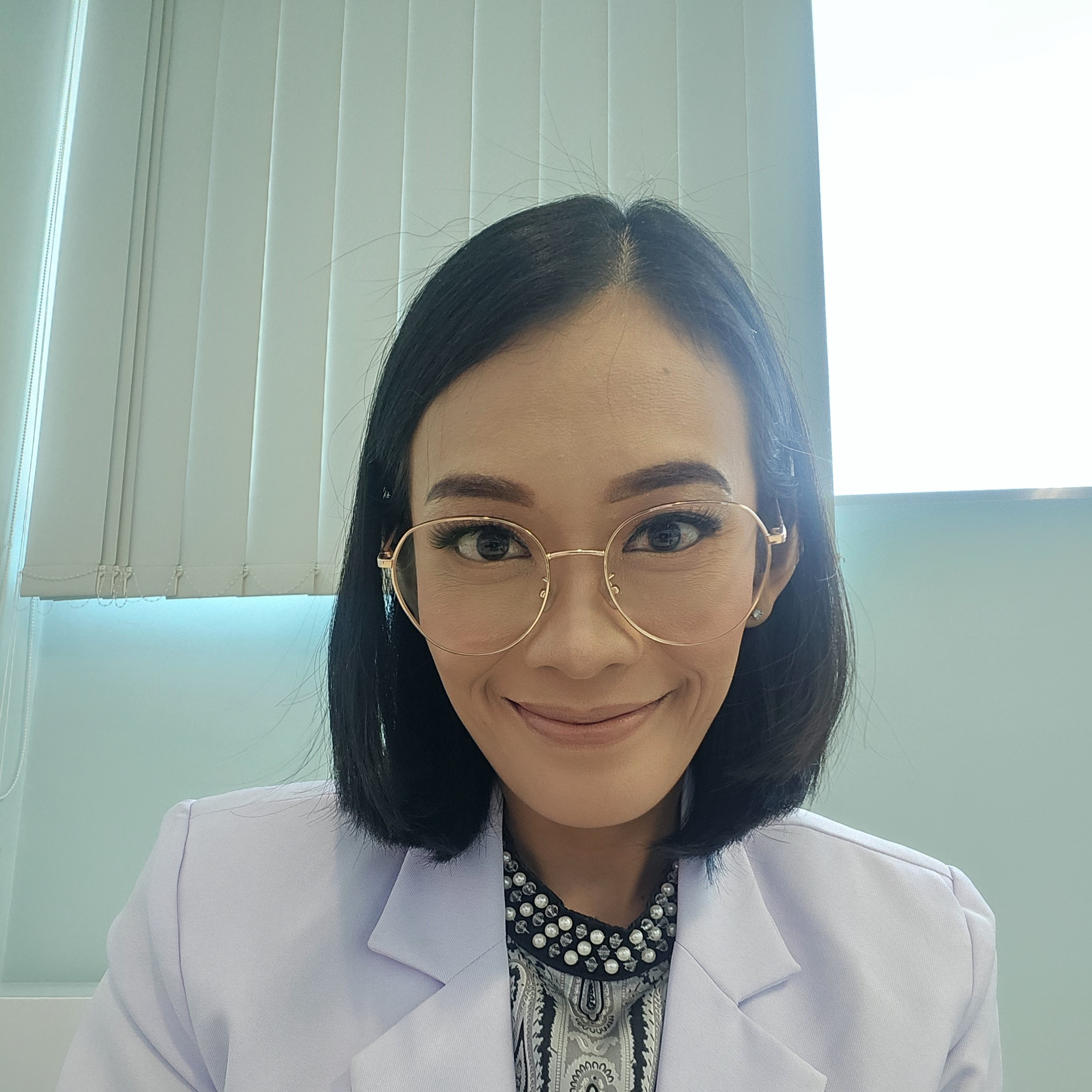 dr. Kurnia Sitompul, M.Gizi, SpGK