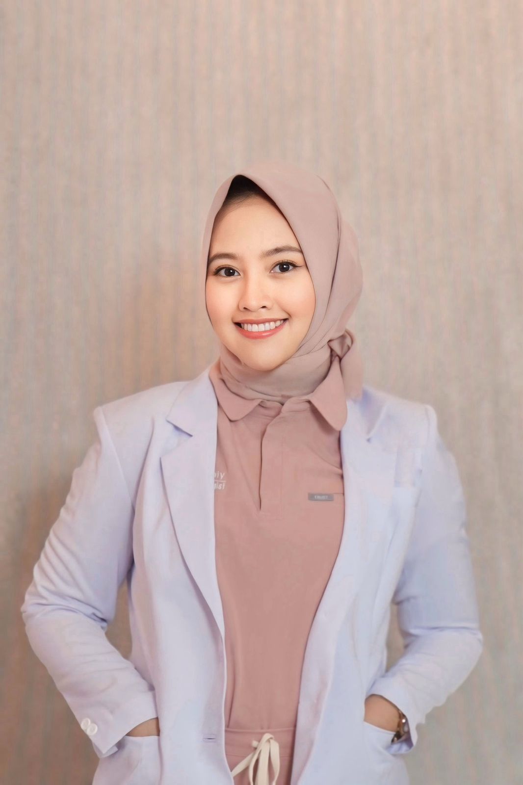 dr. Fathia Rianty